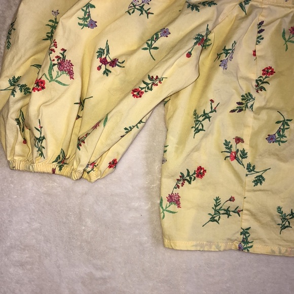 Yellow Floral Puff Sleeves Crop Top Blouse - Picture 3 of 4